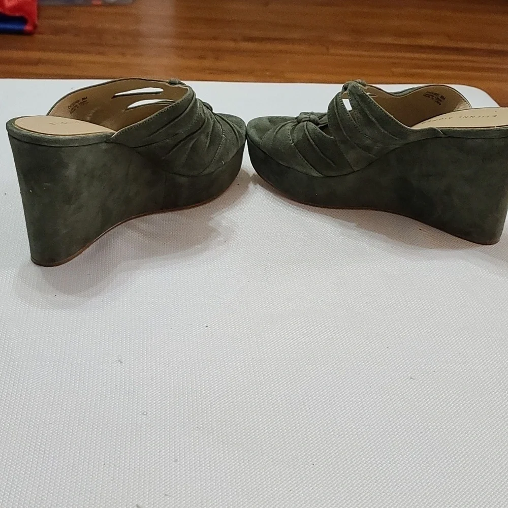 Etienne Aigner Womens Wedge Sandal Hunter Green Leather Knotted Straps Sz 8 NWOT